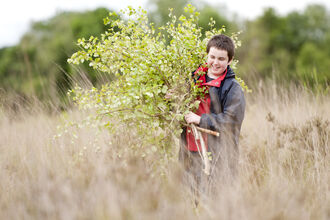 Young volunteer - Ross Hoddinott/2020VISION